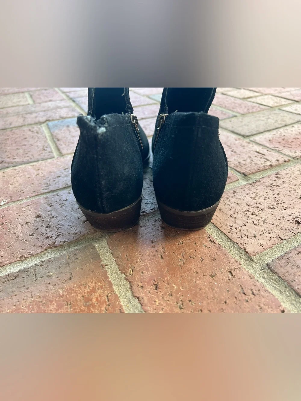 Crown & Ivy Black Suede Ankle Boots Booties Women’s 9W Side Zip Low Heel Flaw